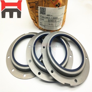 ซีลน้ำมันเครื่อง ME240010 สำหรับรถขุดมิตซูบิชิ 6D34 BZ4603E ซีลน้ำมันเพลาข้อเหวี่ยงด้านหลัง - Product Image 2