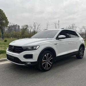 Volkswagen V W <span class=keywords><strong>T</strong></span>-<span class=keywords><strong>Roc</strong></span> 1.5T 7DCT Essence SUV 2WD <span class=keywords><strong>T</strong></span> <span class=keywords><strong>ROC</strong></span> 2023, faible kilométrage, peinture d'origine, véhicule d'<span class=keywords><strong>occasion</strong></span> pour l'exportation vers l'Algérie - Product Image 1