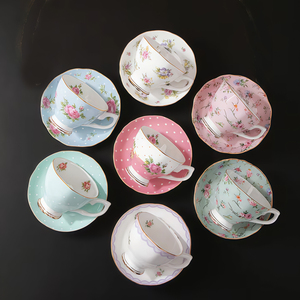 Set di tazze <span class=keywords><strong>da</strong></span> tè e piattini floreali personalizzati in fabbrica, <span class=keywords><strong>tazza</strong></span> <span class=keywords><strong>da</strong></span> caffè <span class=keywords><strong>personalizzata</strong></span> in porcellana bone china - Product Image 4