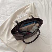Sac fourre-tout en cuir PU souple avec imprimé lettres, motif monogramme, 4 couleurs, léger, pour femme, idéal pour le quotidien ou comme cadeau