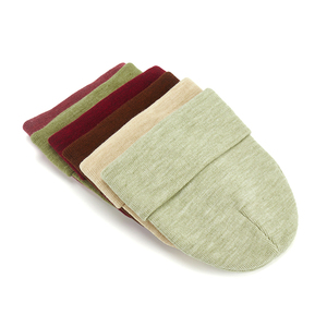 Haute qualité hiver chaud Beanie tricot chapeau couleur unie nouveauté Logo personnalisé crâne motif en gros pour les femmes et les hommes - Product Image 5