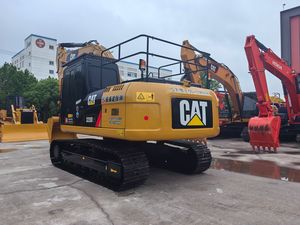 รถขุดไฮดรอลิกตีนตะขาบ CAT 320D2L มือสอง ขนาด 20 ตัน ชั่วโมงการใช้งานต่ำ ยี่ห้อ Caterpillar - Product Image 4