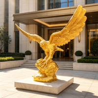 Sculpture réaliste d'aigle chauve en fibre de verre, grande statue d'aigle pour la décoration de villas, jardins, pelouses et paysages extérieurs