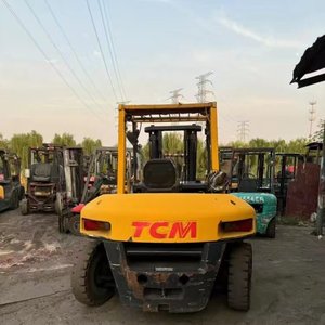 Montacargas Diésel Usado TCM FD70 de 7 Toneladas Fabricado en Japón con Desplazador Lateral Hidráulico y Neumáticos Sólidos - Product Image 6