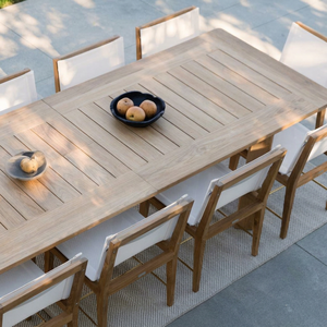 Conjunto de comedor de madera maciza para exteriores, mesa y sillas para patio de 6/8 plazas, muebles de jardín resistentes a los rayos UV, diseño de cojines personalizados OEM ODM. - Product Image 1