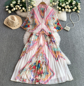 Robe Cape Imprimée Style Ethnique Digne et Élégante à Col Montant pour Femme Jupe Longue Plissée - Product Image 5