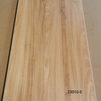 Umweltfreundlicher Holz-Interlock SPC Kunststoffboden PVC/LVT Vinylboden 4,0 mm Klick-Verschluss Bodendielen Aufkleber