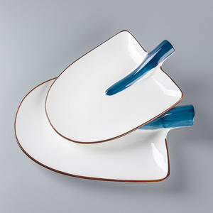 <span class=keywords><strong>Assiette</strong></span> en porcelaine de luxe nordique de 10/12 pouces, en forme de pelle, à tête ronde, pour la restauration - Product Image 1