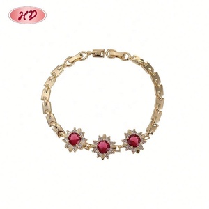 Pulsera de Flor con Circonita Roja y Baño de Oro de 18K, Venta al por Mayor de Fábrica Hengdian, para Mujer, Joyería para Fiesta y Boda, Aretes de Oro - Product Image 5