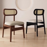 Chaise de salle à manger en bois massif de style nordique italien minimaliste de luxe, chaise rembourrée en noyer foncé pour la maison, l'hôtel, le restaurant, le café