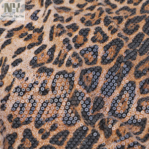 Tessuto Nanyee tessuto marrone Color caffè animale leopardato tessuto elasticizzato ricamato con paillettes trasparenti - Product Image 1