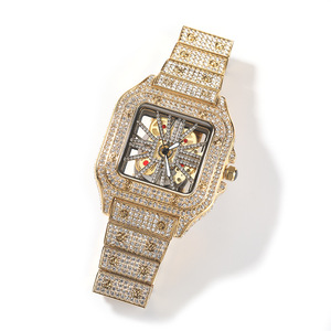 Orologio da Uomo di Lusso Personalizzato con Logo, Quadrante Quadrato 44mm in Lega e Vetro, Impermeabile, Movimento al Quarzo, Completamente Tempestato di Diamanti, Lancette Lucide 10mm - Product Image 5