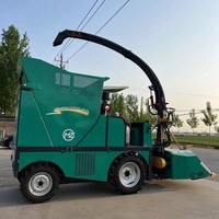 Hacheuse de fourrage automotrice agricole 4QZ-1800, poids 3950 kg |   Contrôle manuel de la vitesse, segment de conception 20 mm