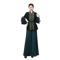 Ensemble streetwear ample à manches longues plissé de la nouvelle collection automne Miyake, avec bordure perlée et haut orné de dorure, pantalon large, 2 pièces