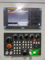 Tour CNC FANUC HT5M horizontal, moyenne capacité, 3 axes, 12 postes à outils, haute précision, conception à lit incliné, moteur à broche unique, haute performance