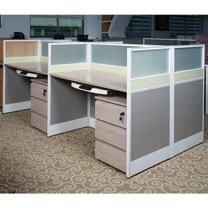 Set di mobili per ufficio postazioni di lavoro per banco da lavoro per 4 persone Set di tavoli e sedie per ufficio divisorio modulare postazione di lavoro per cubicoli per ufficio