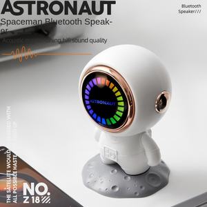 Astronauta portátil astronauta para altavoz inalámbrico iluminación LED RGB creativa Subwoofer de plástico de alta calidad de sonido para escritorio - Product Image 2