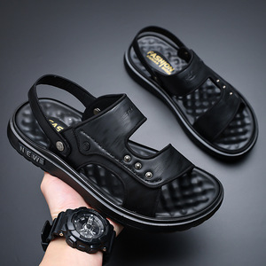 รองเท้าแตะชายหาดฤดูร้อนของผู้ชายแบบแบนกันลื่นพื้นนุ่มรองเท้าแตะลำลองกลางแจ้งสีกากีสีดำวัยกลางคนอายุ 40 60 ปี - Product Image 2