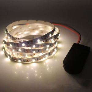Bande <span class=keywords><strong>LED</strong></span> 5V AA alimentée par batterie Bande <span class=keywords><strong>LED</strong></span> étanche <span class=keywords><strong>3528</strong></span> 60LEDs/M <span class=keywords><strong>Ruban</strong></span> <span class=keywords><strong>LED</strong></span> flexible Diode Lampe 50CM 1M 2M 3M 4M 5M - Product Image 4