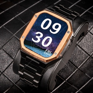 Protecteur de boîtier de montre à <span class=keywords><strong>bracelet</strong></span> en silicone personnalisé de luxe <span class=keywords><strong>Bracelet</strong></span> en or 20mm pour montres intelligentes 44mm 45mm Acier inoxydable Direct du fabricant - Product Image 3