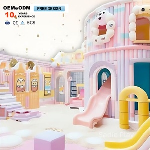 Aire de jeux intérieure en forme de maison de bonbons pour enfants, château gonflable souple pour centres commerciaux et parcs d'attractions – Vente directe - Product Image 4