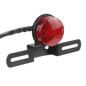 <span class=keywords><strong>Feu</strong></span> <span class=keywords><strong>arrière</strong></span> LED <span class=keywords><strong>en</strong></span> métal pour moto avec support de plaque d'immatriculation, <span class=keywords><strong>feu</strong></span> stop modifié, compatible <span class=keywords><strong>Harley</strong></span> Cruiser Chopper - Product Image 2