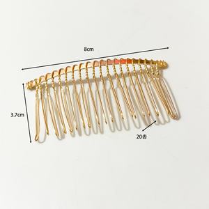 Venta al por mayor barato oro plata negro Color mezclado Metal Material 20 dientes retorcidos <span class=keywords><strong>velos</strong></span> <span class=keywords><strong>de</strong></span> <span class=keywords><strong>novia</strong></span> accesorios para peine <span class=keywords><strong>de</strong></span> pelo - Product Image 3