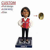 Figurines de bureau personnalisées en résine style réaliste, poupées bobblehead de 7 pouces, figurines humaines OEM ODM, statues bobblehead personnalisées