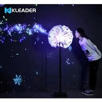 交互式声音安装墙壁装饰Ai会话响应软件与语音识别艺术安装
