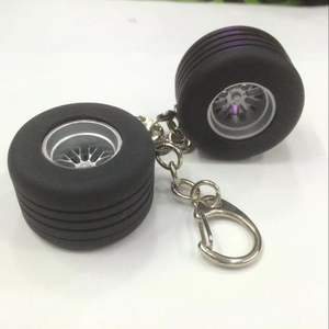 <span class=keywords><strong>Mini</strong></span> turbocompresseur porte-clés Logo personnalisé 3D porte-clés pendentif porte-clés en caoutchouc Silicone <span class=keywords><strong>F1</strong></span> <span class=keywords><strong>pneu</strong></span> porte-clés - Product Image 5