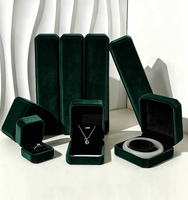 Modisches Hochwertiges Dunkelgrünes Plüsch-Achteck Ring-Halsketten-Ohrringe-Anhänger-Armband Schmuckset Schmuckbox mit Anpassbarem Logo