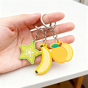 Llavero Promocional de Goma Suave con Forma de Fruta para Campaña de Marketing de Verano con Impresión de Logotipo Personalizado y Oferta de MOQ Bajo - Product Image 2