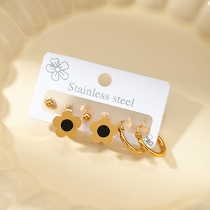 Nouvelles boucles <span class=keywords><strong>d</strong></span>'oreilles créoles plaquées or pour femmes, <span class=keywords><strong>en</strong></span> acier inoxydable, motifs étoile, <span class=keywords><strong>croix</strong></span> et fleur, lot <span class=keywords><strong>de</strong></span> 3 paires - Product Image 4
