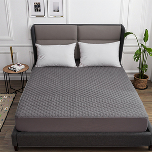 Protecteur de matelas imperméable matelassé à ultrasons King Size en mousse à mémoire de forme pour utilisation à l'hôpital Protecteur de tapis de lit - Product Image 1