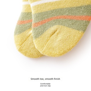 3 Pares/set de Calcetines Gruesos de Felpa con Dibujos Animados para Bebés, Calcetines Cálidos de Algodón hasta la Pantorrilla para Otoño/Invierno, Clase A, para Recién Nacidos y Niños - Product Image 3