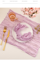 Nouvelle nappe en polyester de style bohème européen personnalisable et chemin de table plissé à motif uni pour mariages, fêtes et usage domestique