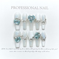 Faux ongles à presser pour femmes, rouge nude ombré, carrés, avec paillettes, cristaux, fleurs et breloques en forme de nœud, pour un look glamour de Noël et de fêtes