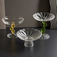 Présentoir à gâteau en verre d'art moderne, plat à fruits à bord ondulé, support à snacks sculptural à tige torsadée, bol coloré sur pied haut, décoration de table de mariage