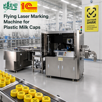 Capuchon de bouteille en plastique fabriqué par une machine de marquage laser de type volant, refroidi par eau, avec inspection visuelle haute vitesse Ezcad et dispositif de rejet automatique