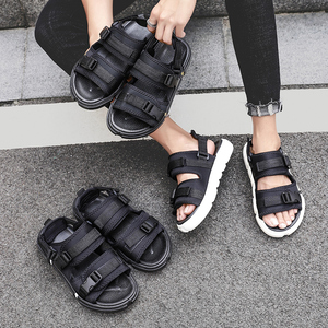 รองเท้าแตะชายหาดแบนสำหรับทุกเพศ, รองเท้าแฟชั่นลำลองนุ่มสบายจับคู่ได้ง่ายมีห่วงปรับขนาดได้ - Product Image 1