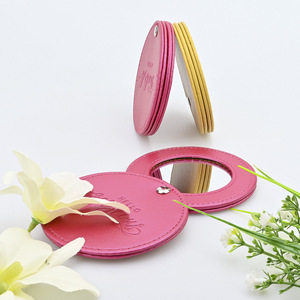 Espejo Cosmético Portátil Redondo de Cuero PU con Lente de Aluminio, Espejo de Una Sola Cara para Maquillaje y Belleza - Product Image 3