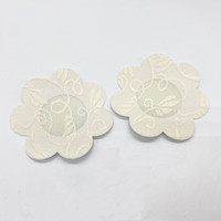 Couvre-mamelon jetable en dentelle coeur fleur sans couture coussinets de poitrine coussinets de robe de mariage accessoire intime patchs de mamelon