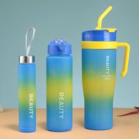 Lot de 3 Bouteilles en Plastique Écologiques 1200ml avec Couvercle Anti-fuite, Paille et Poignée – Idéales pour la Gym et le Sport, Boisson Directe, Couleurs Personnalisables