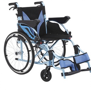 Silla de Ruedas Manual de Estilo Deportivo con Reposapiés Transpirable Desmontable para Personas Mayores con Discapacidad - Product Image 1