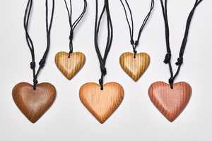 Colliers en bois faits à la main avec des perles de bois naturelles, conçus pour un usage quotidien, look traditionnel et mode simple - Product Image 4