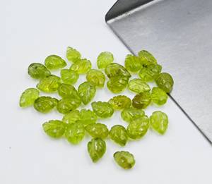 Vente en gros de pierres précieuses 100% naturelles en citrine rouge, taillées en forme de feuille, facettées, taille personnalisée ovale (5x6 7x10 MM), effet œil de chat, tiers - Product Image 5