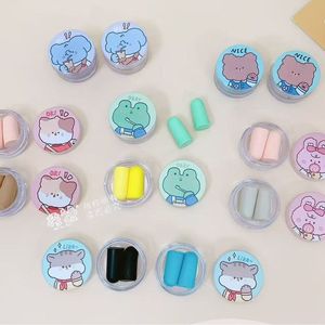 Ensemble de bouchons d'oreilles en silicone, clip nasal, accessoire de natation étanche pour enfants et adultes, design de dessin animé, couleur aléatoire - Product Image 1