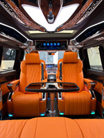 Kit d'amélioration intérieure pour Mercedes Classe V W447 Orange : Sièges rotatifs, table de conférence centrale, canapé-lit, TV de toit, équipement de surclassement