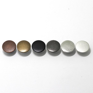 Botón de Latón Personalizado con Logotipo, Forma Plana Plateada de 17 mm para Jeans de <span class=keywords><strong>Hombre</strong></span> - Product Image 1