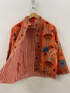 เสื้อแจ็คเก็ตผ้ากำมะหยี่สีส้มปักลายสัตว์แบบซูซานี  ผ้าทอระบายอากาศได้ดี  บุด้วยใยฝ้าย  ทรงปกติ  ผู้ผลิตและผู้ส่งออก OEM จากอินเดีย - Product Image 3